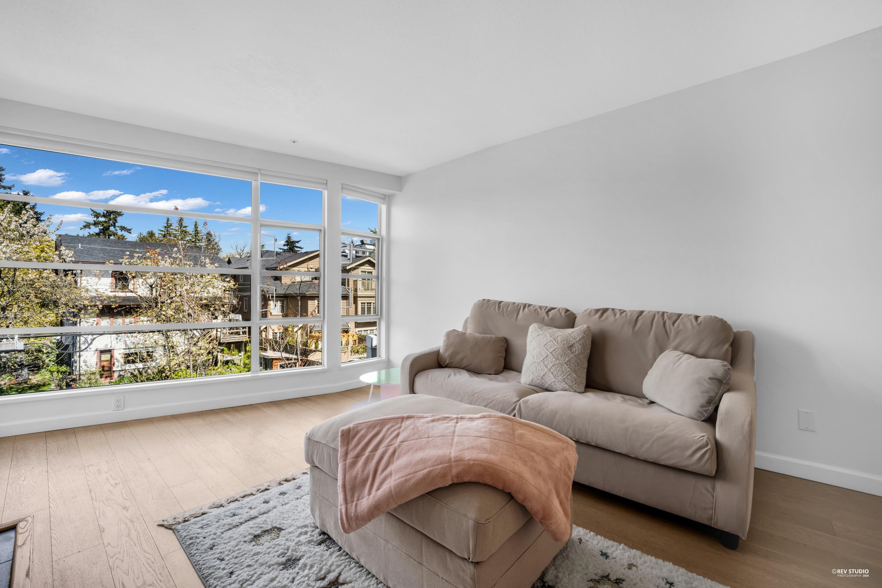 Additional image 2 of 404-2575 4th Avenue W, Vancouver, BC, V6K 1P5