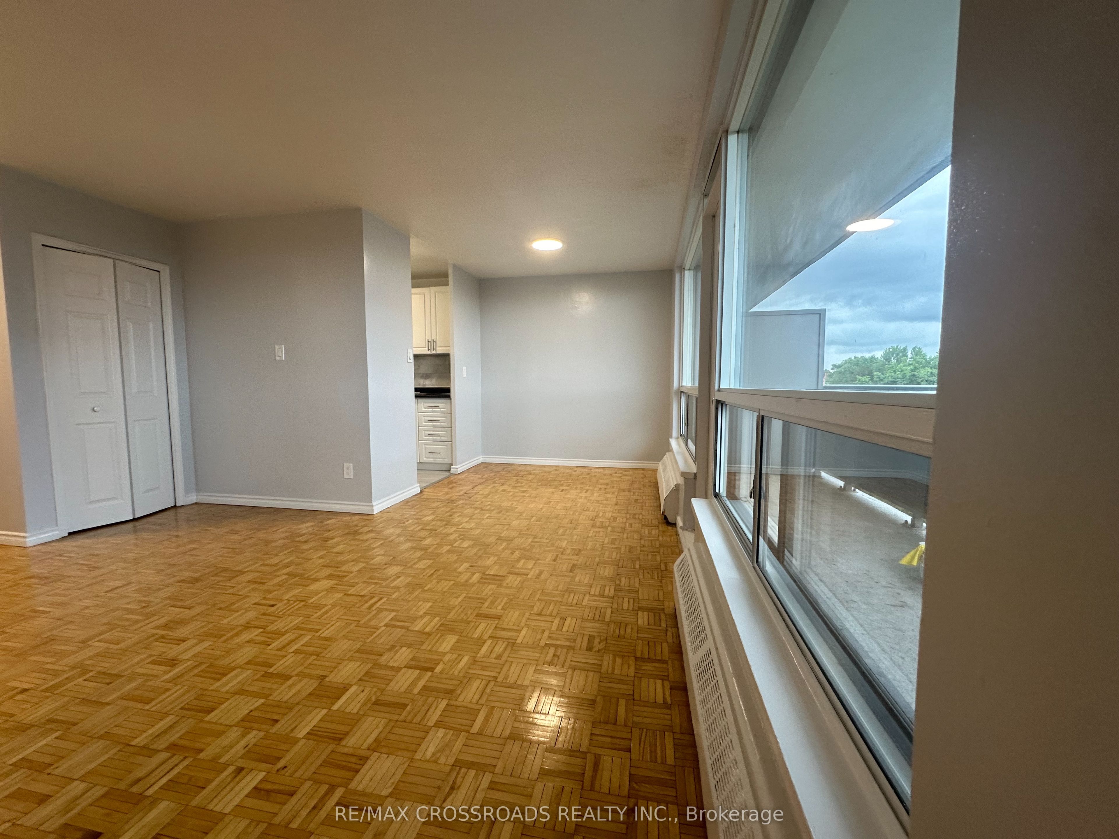 Additional image 4 of 610-363 Lakeshore Road E, Mississauga, ON, L5G 1H7