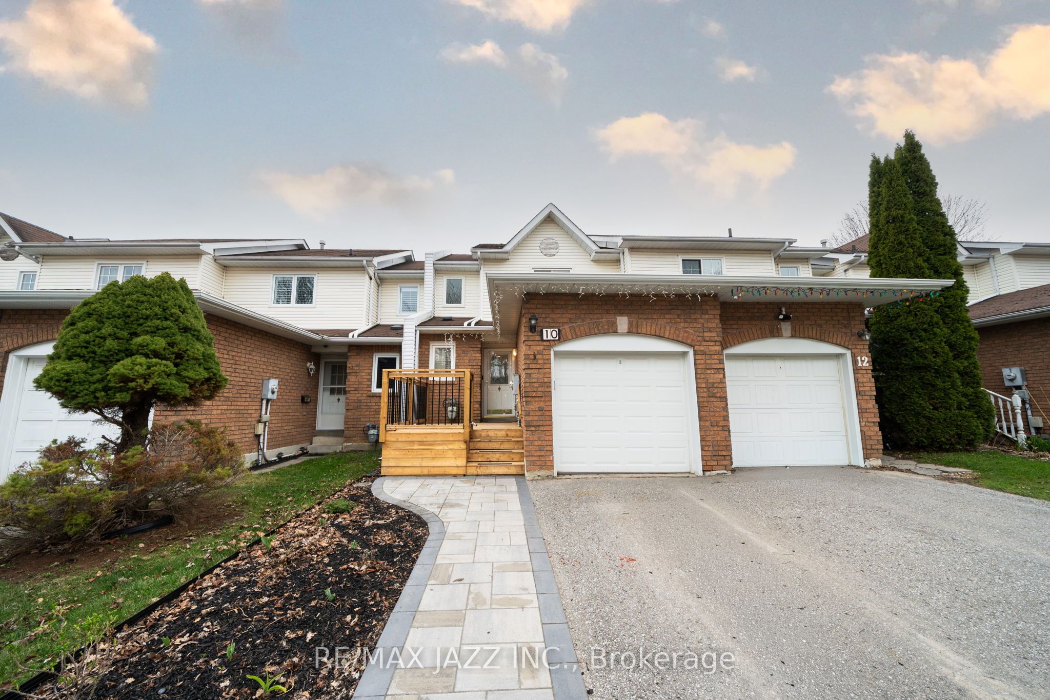 10 Pidduck Street, Clarington, ON, L1E 2W3