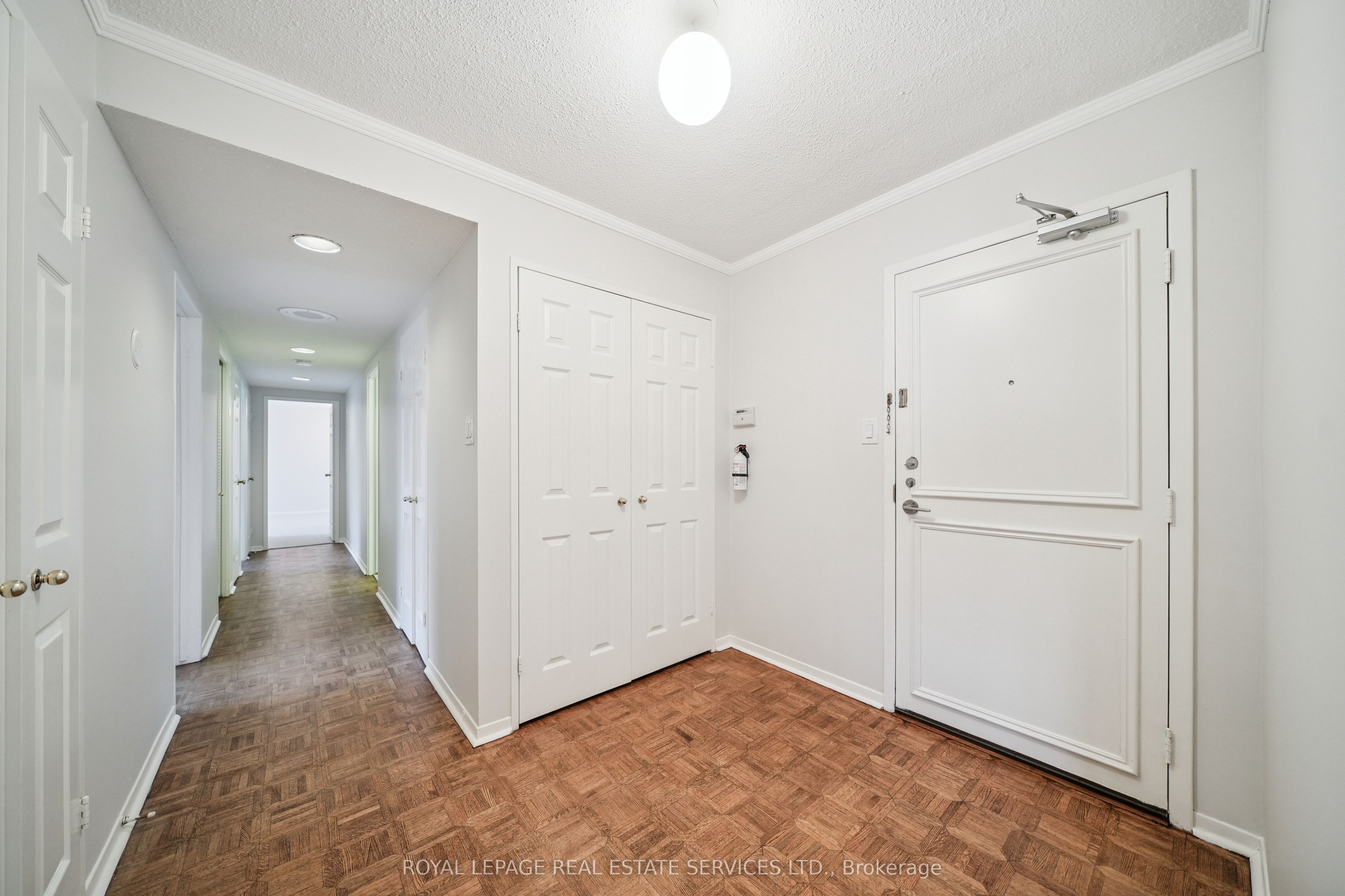 Additional image 4 of 2001-75 Wynford Heights Crescent, Toronto, ON, M3C 3H9