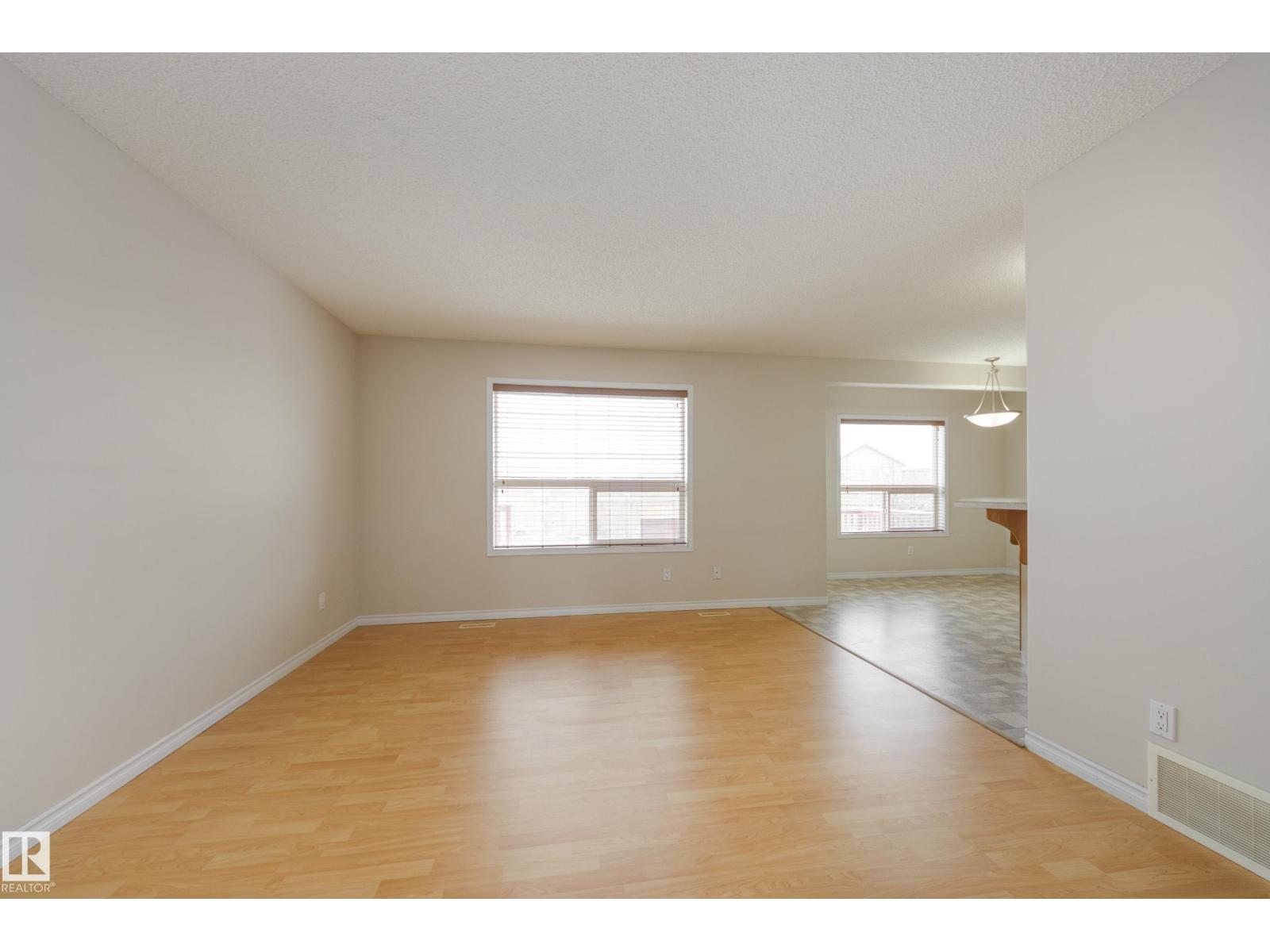 Additional image 4 of 16522 56 Street NW, Edmonton, AB, T5Y3M7
