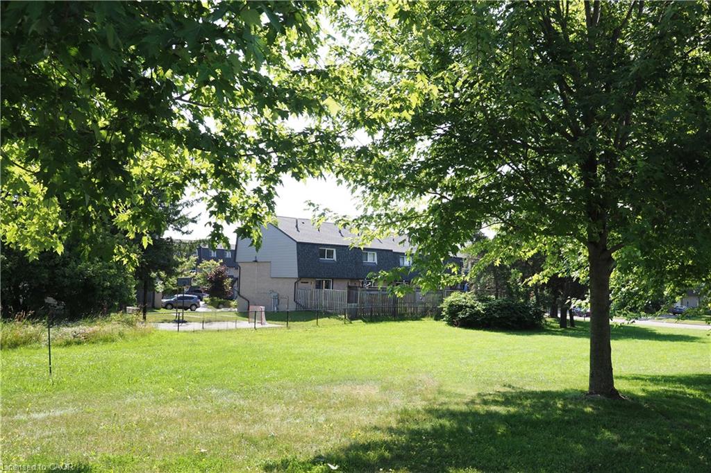 Additional image 4 of 13-138 Blackhorne Drive, Kitchener, ON, N2E 1Z3