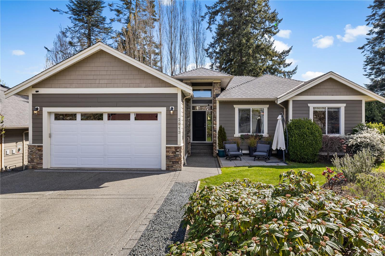 2913 Pacific View Terrace, Campbell River, BC, V9H 1V4