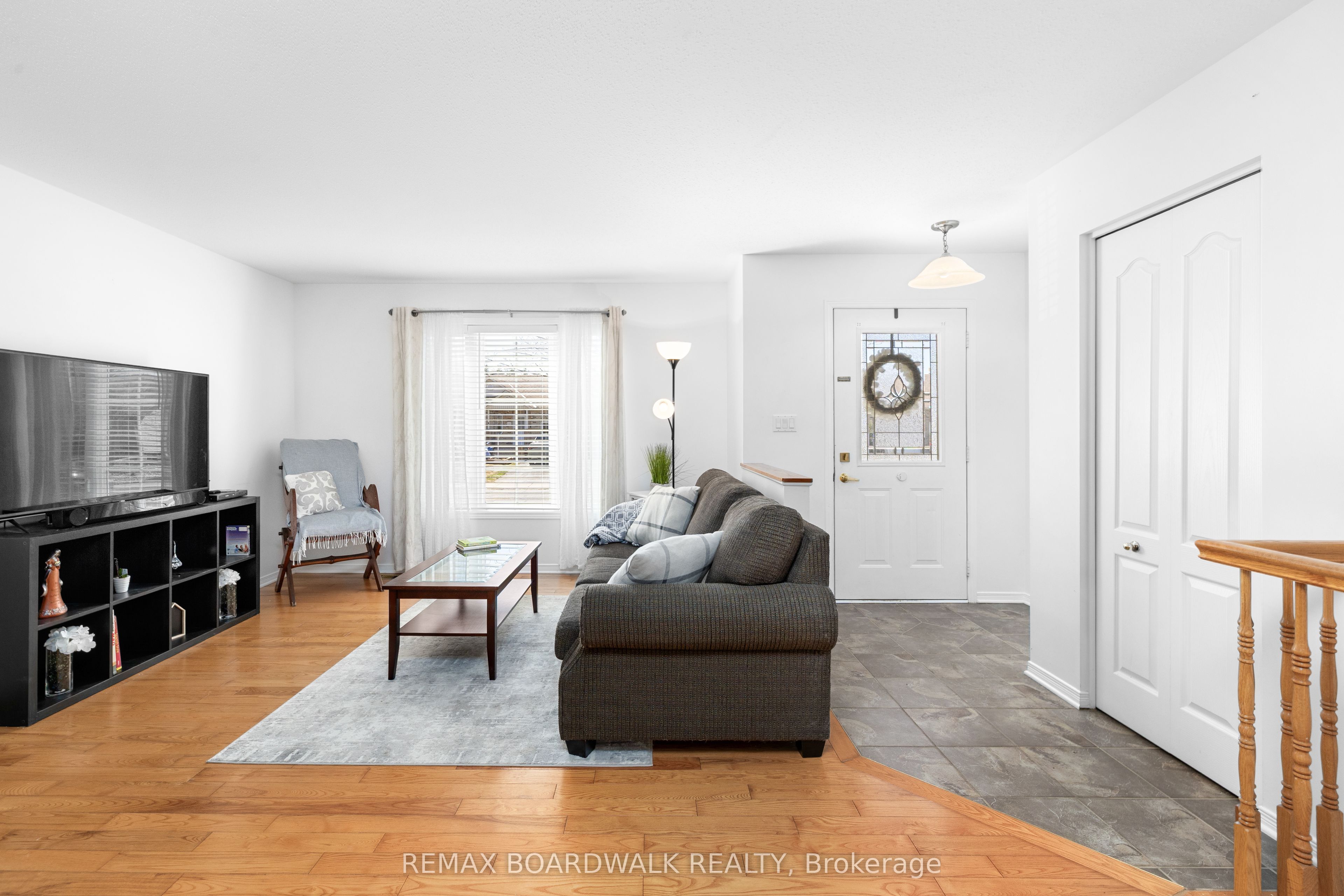 Additional image 3 of 403 Flora Street, Carleton Place, ON, K7C 4T6