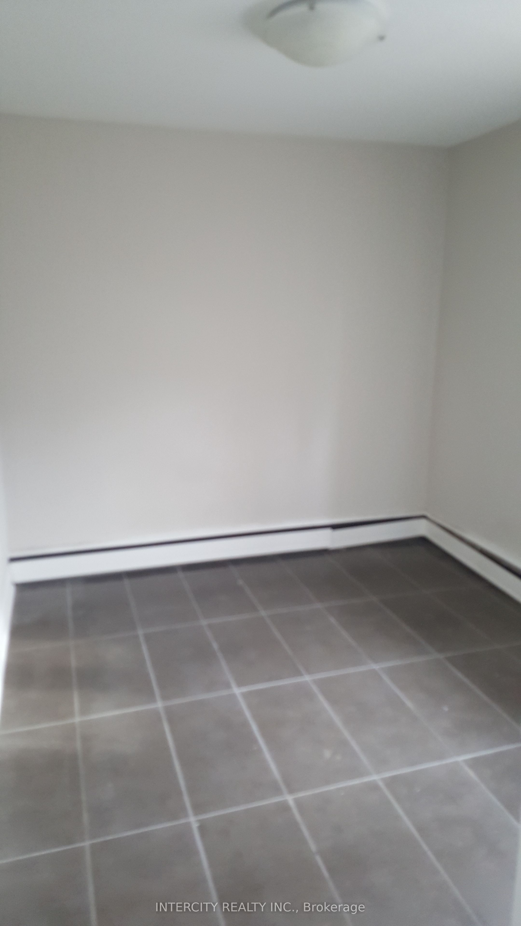 Additional image 3 of 7-14 North Alarton Street, Mississauga, ON, L4T 1J8