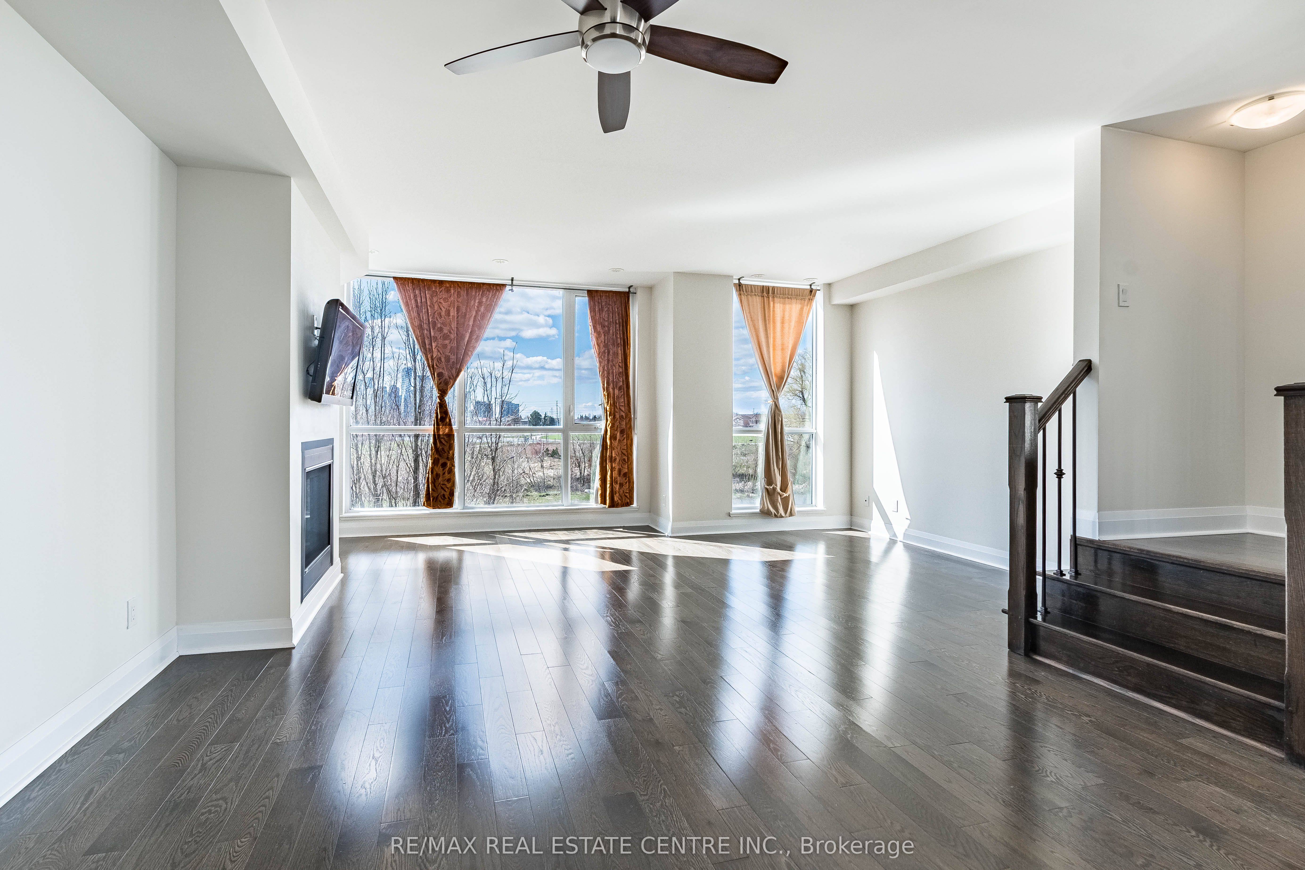 Additional image 5 of 1-120 Little Creek Road, Mississauga, ON, L5R 0E9