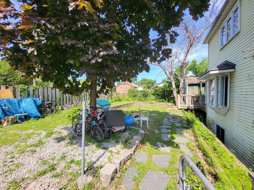 Additional image 3 of 256 Dunlop Street W, Barrie, ON, P0A 1C0
