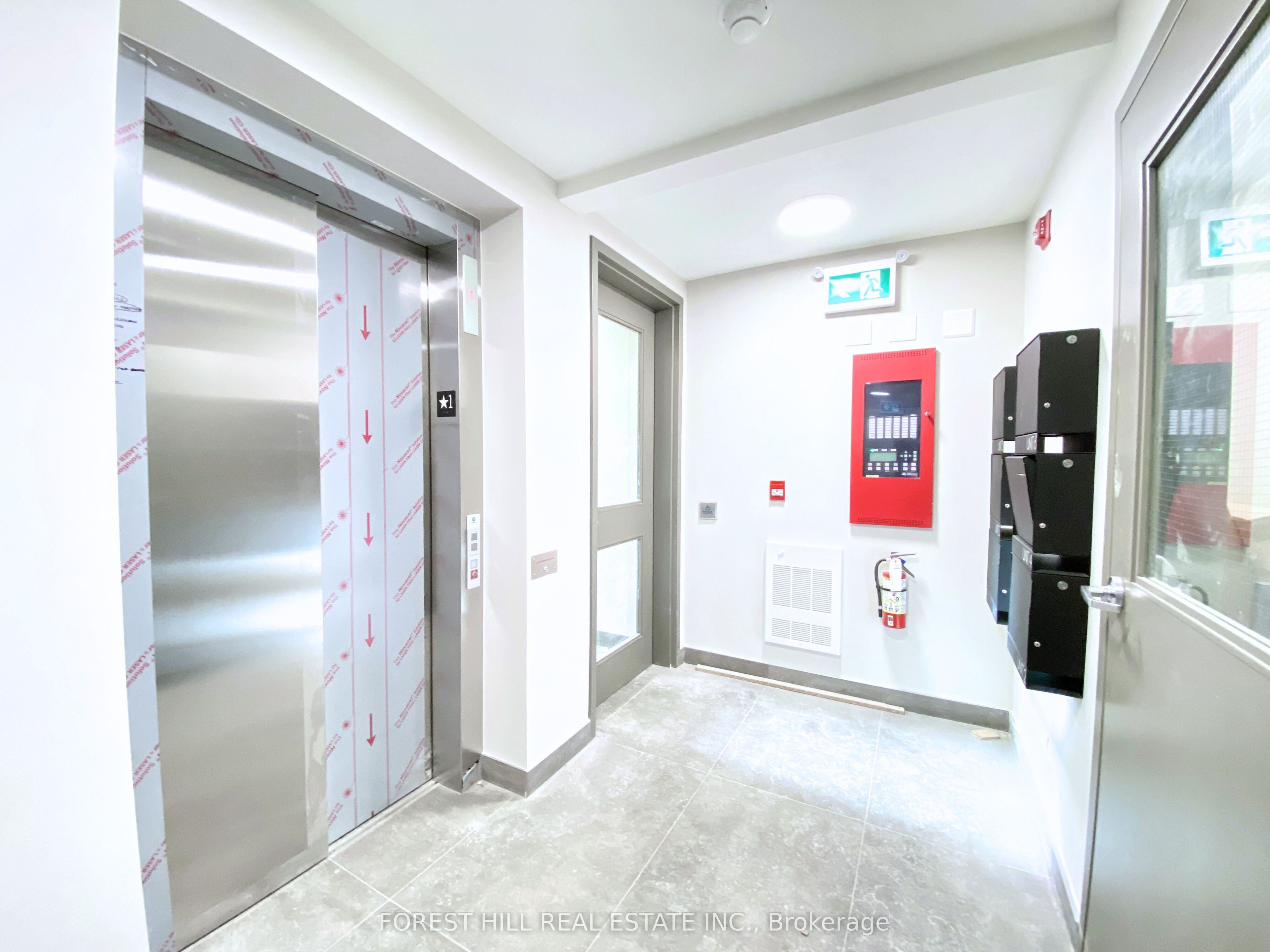 Additional image 5 of 3-3429 Yonge Street, Toronto, ON, M4N 2N1