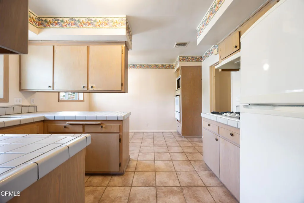 Additional image 12 of 6940 Bellclaire Street, Tujunga, CA 91042