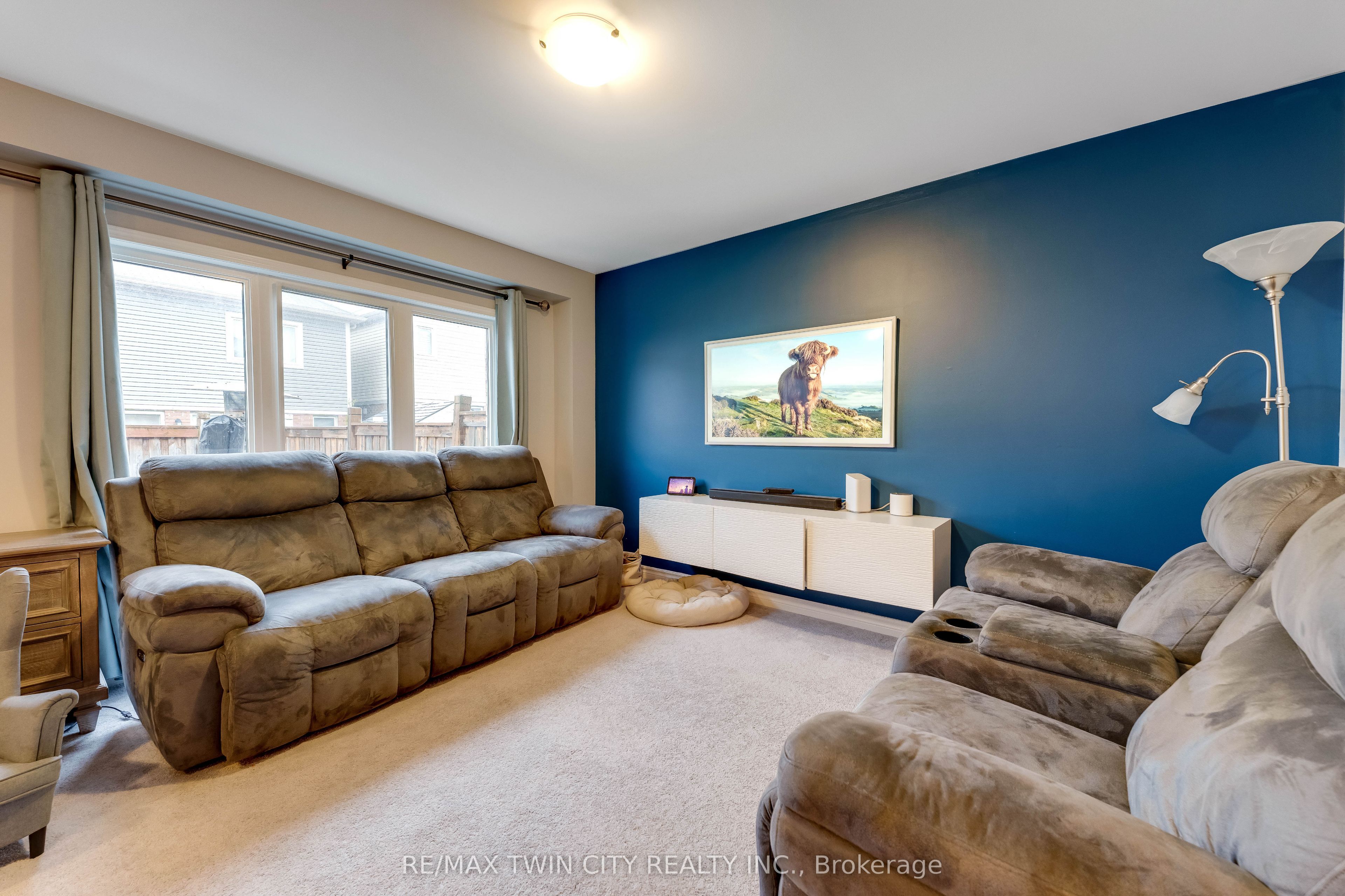 Additional image 5 of 21 Postmaster Drive, Kitchener, ON, N2R 0J2