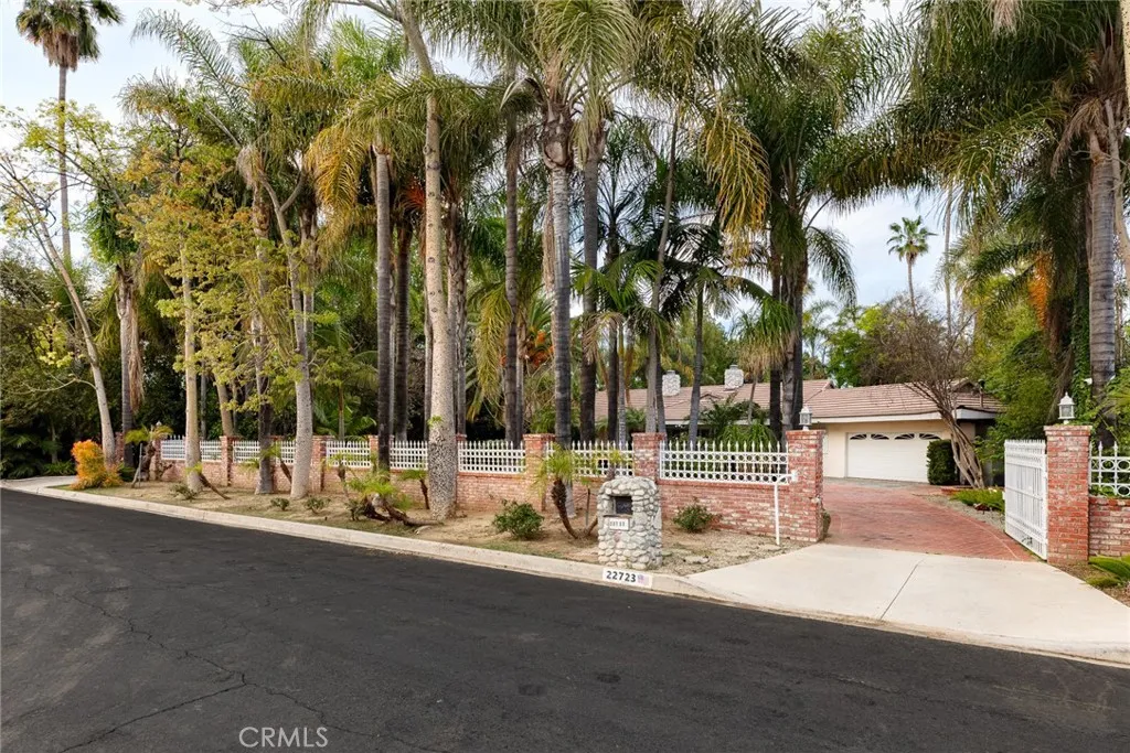 Additional image 10 of 22723 Erwin St, Woodland Hills, CA 91367