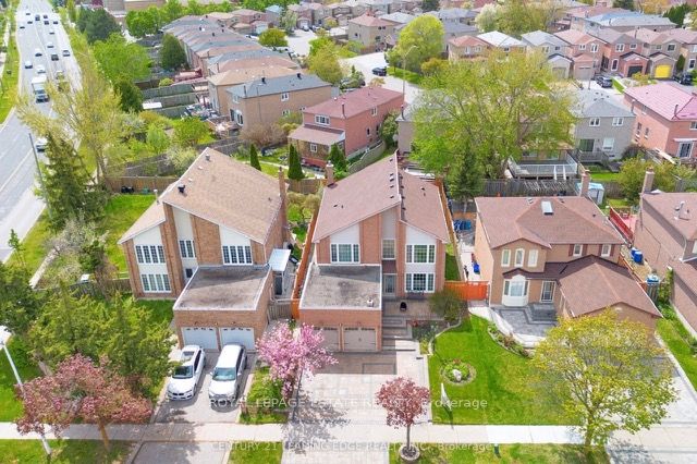 4 Townley Avenue, Markham, ON, L3S 1C9