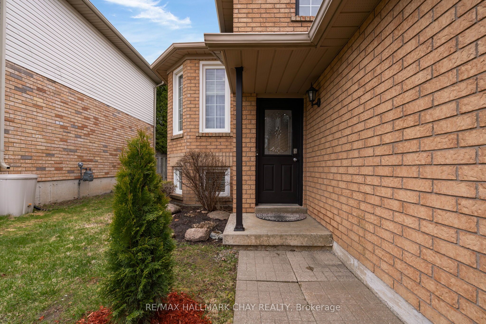 Additional image 3 of 222 Wessenger Drive, Barrie, ON, L4N 8R4