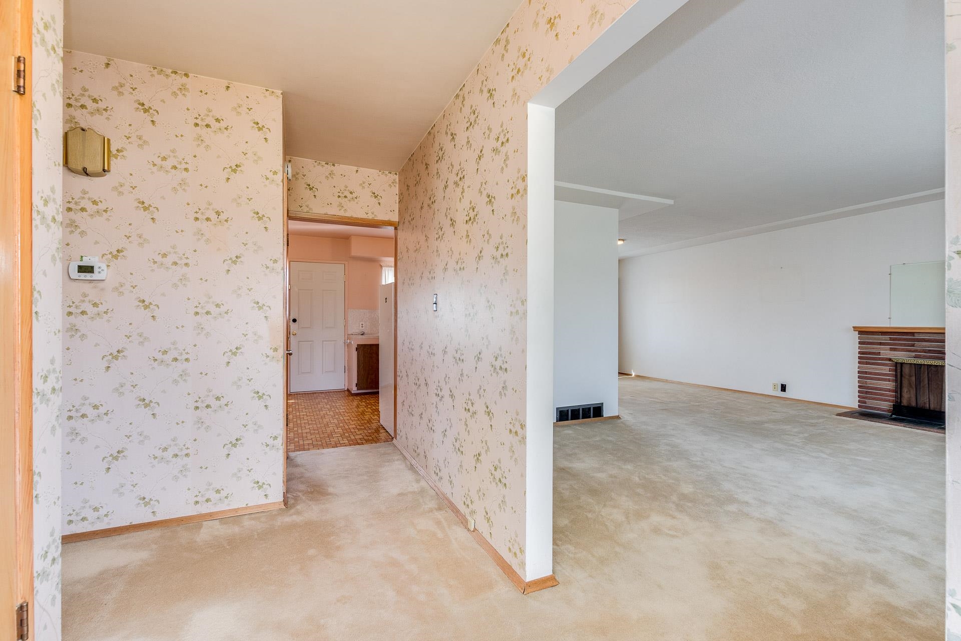 Additional image 3 of 6664 Charles Street, Burnaby, BC, V5B 2H1