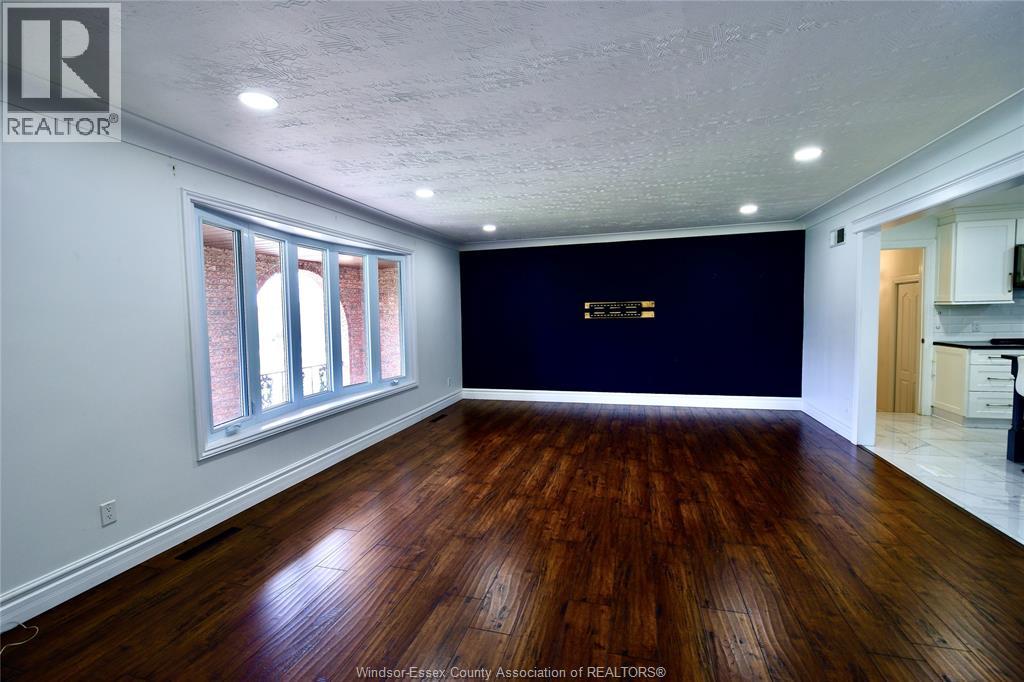 MAIN-1616 Rankin , Windsor, ON, N9B2S8 photo 5