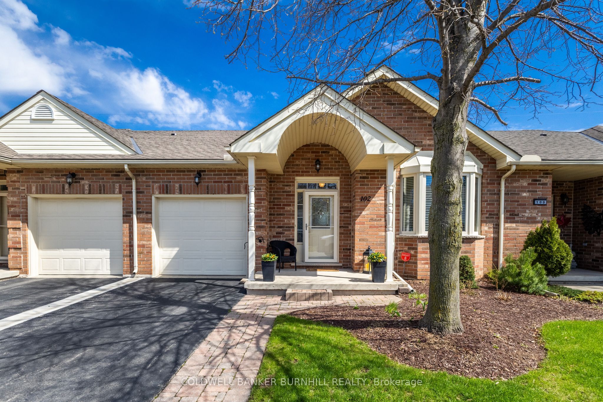 102 Northernbreeze Street, Hamilton, ON, L0R 1W0
