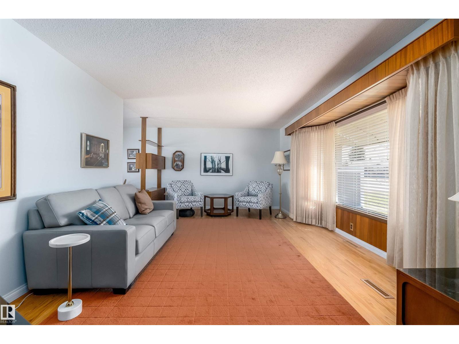 Additional image 5 of 9411 68a Street NW, Edmonton, AB, T6B1T9