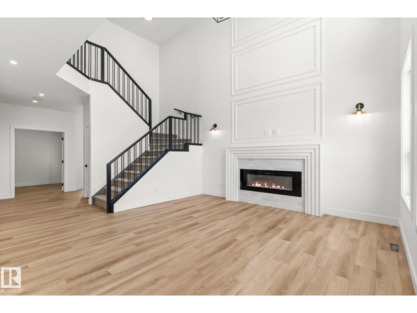 11 Arthur Way, Spruce Grove, AB, T7X0Y4