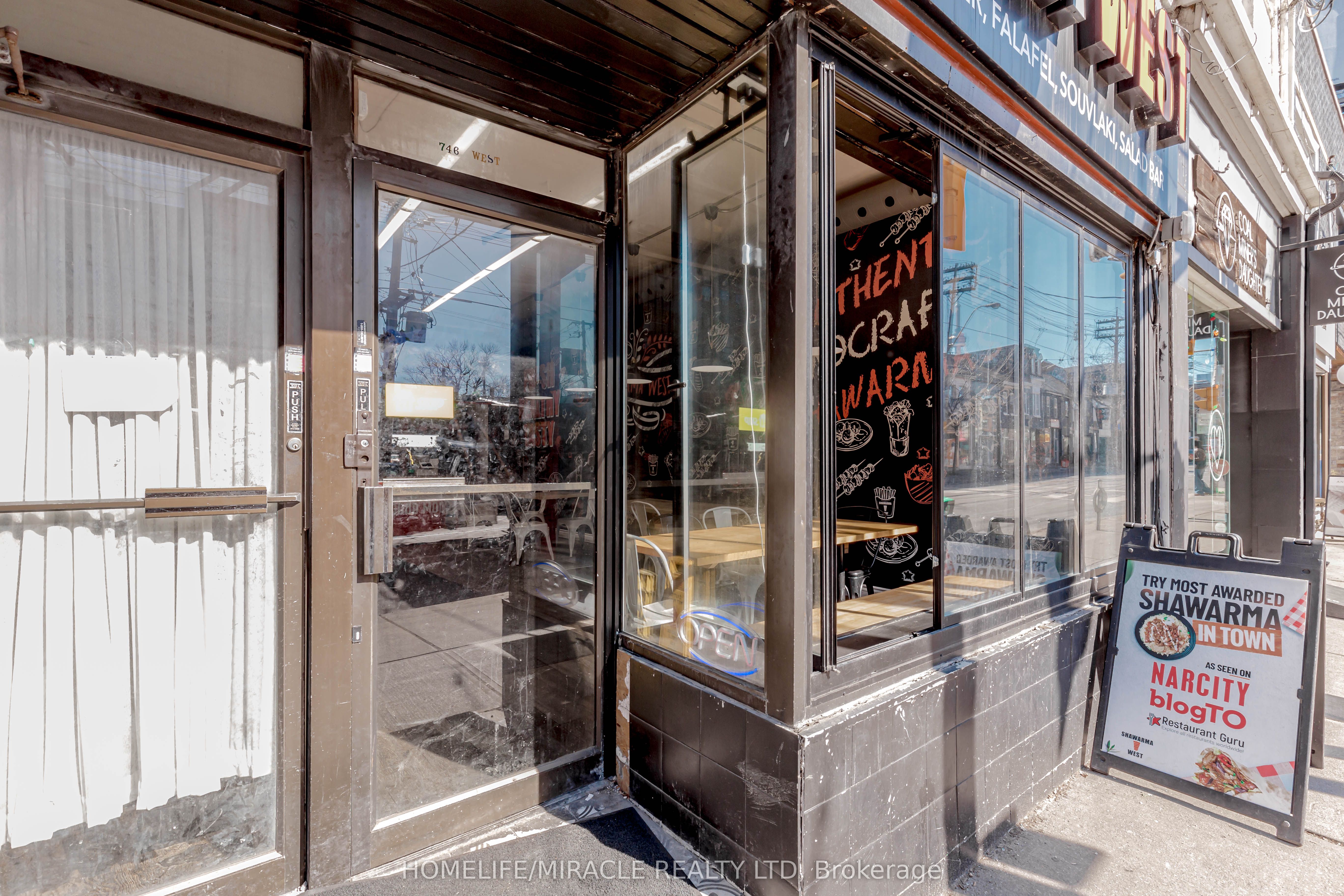 Additional image 2 of 746 Queen Street, Toronto, ON, M6J 1E9