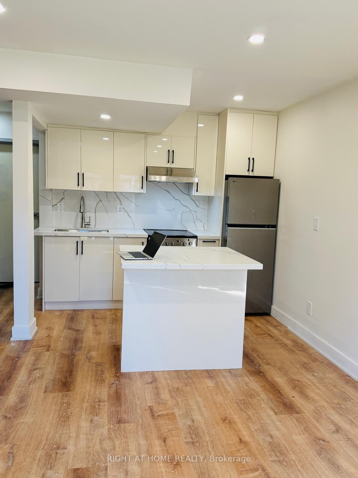 Additional image 4 of 9 Tilley Drive, Toronto, ON, M1C 2T9