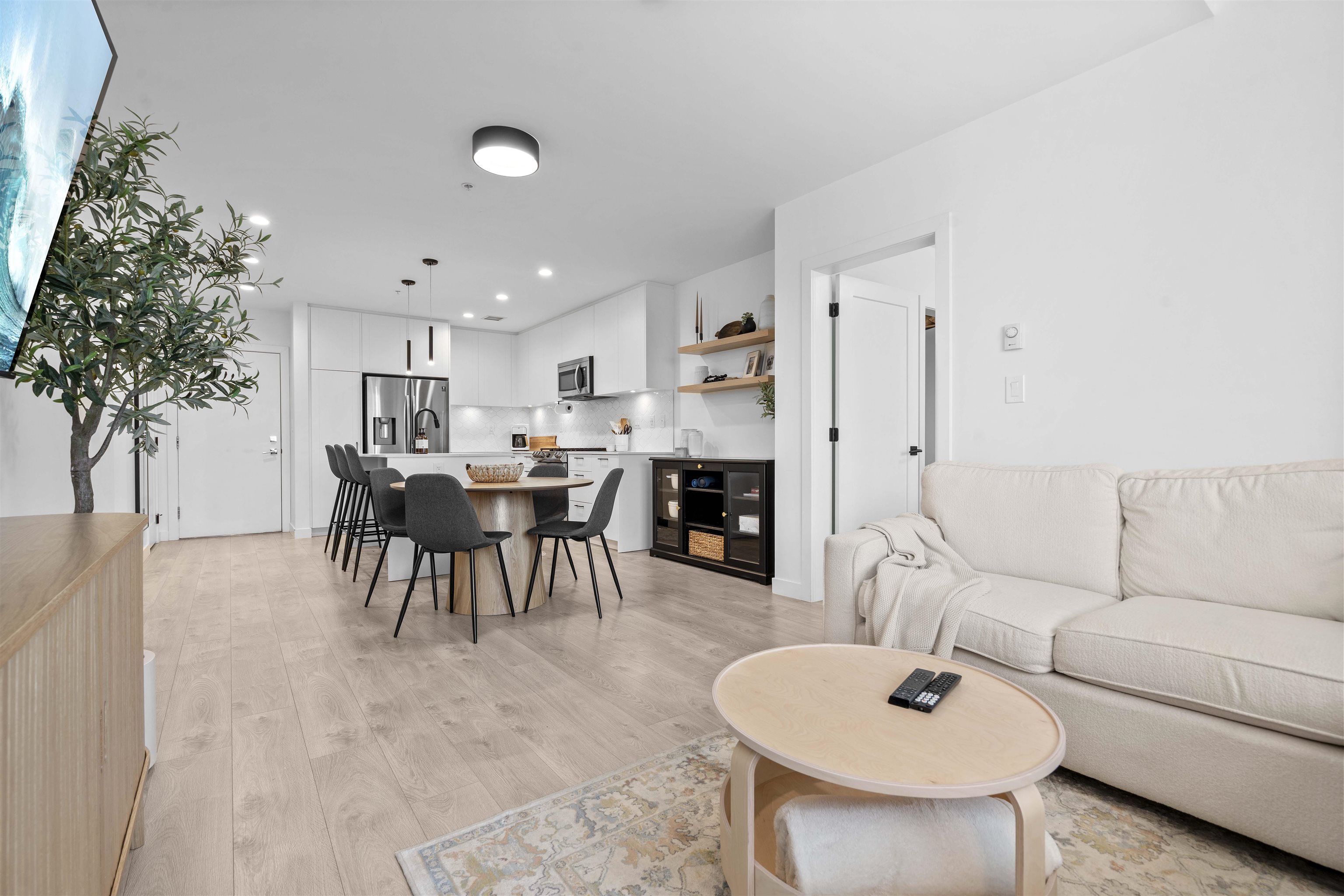 Additional image 4 of A412-20018 83a Avenue, Langley, BC, V2Y 3P2
