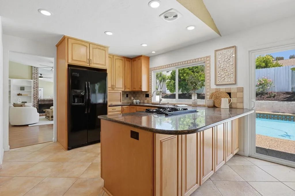 Additional image 17 of 7216 Manzanita Street, Carlsbad, CA 92011