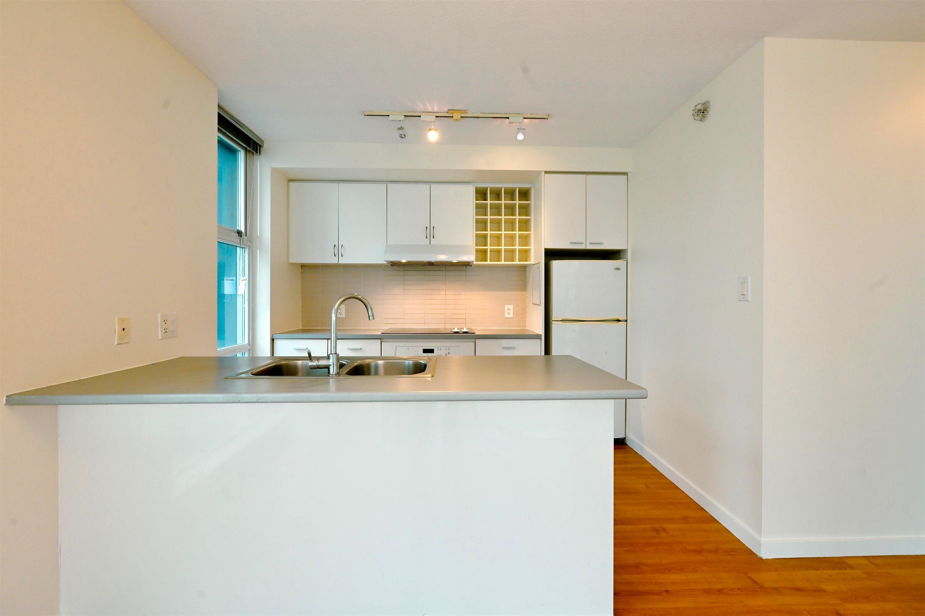 Additional image 3 of 2206-111 Georgia Street W, Vancouver, BC, V6B 1T8