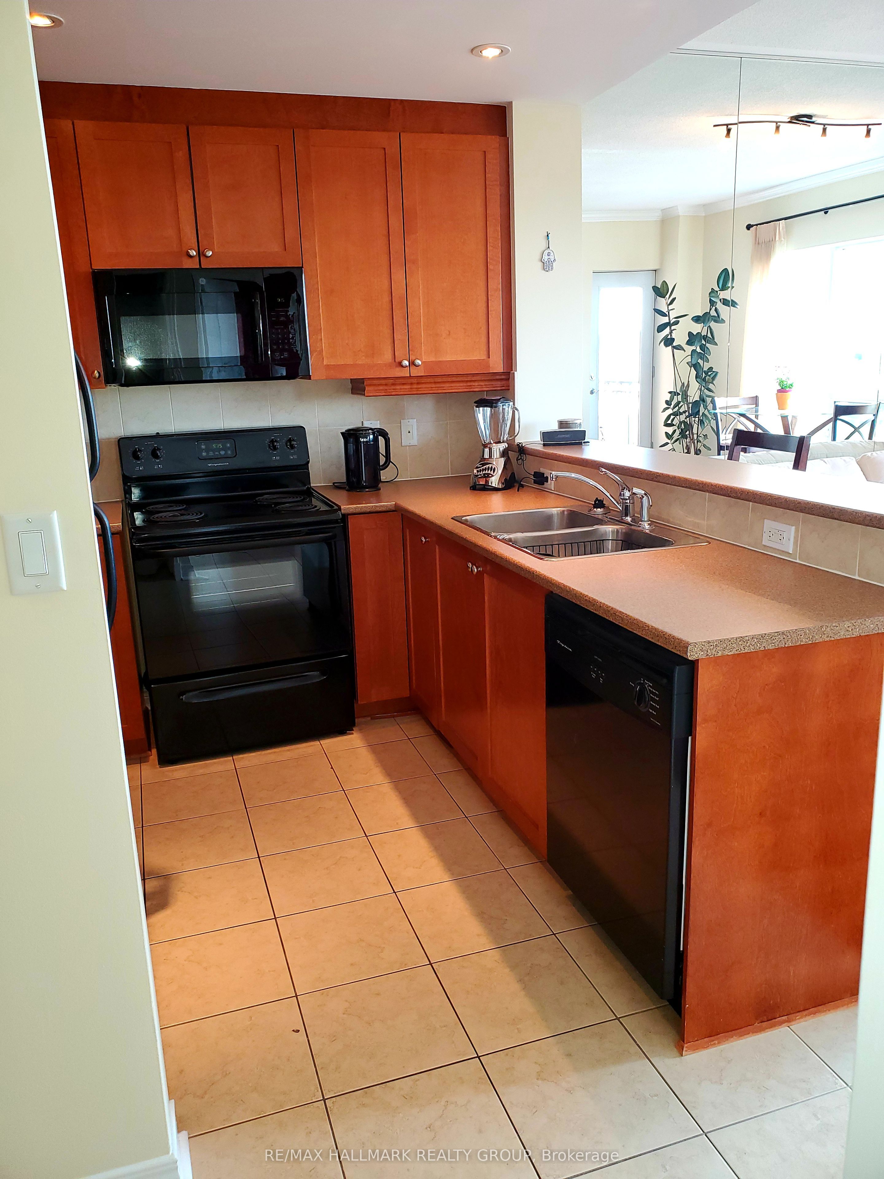 Additional image 3 of 513-955 Beauparc Private, Ottawa, ON, K1J 0A2