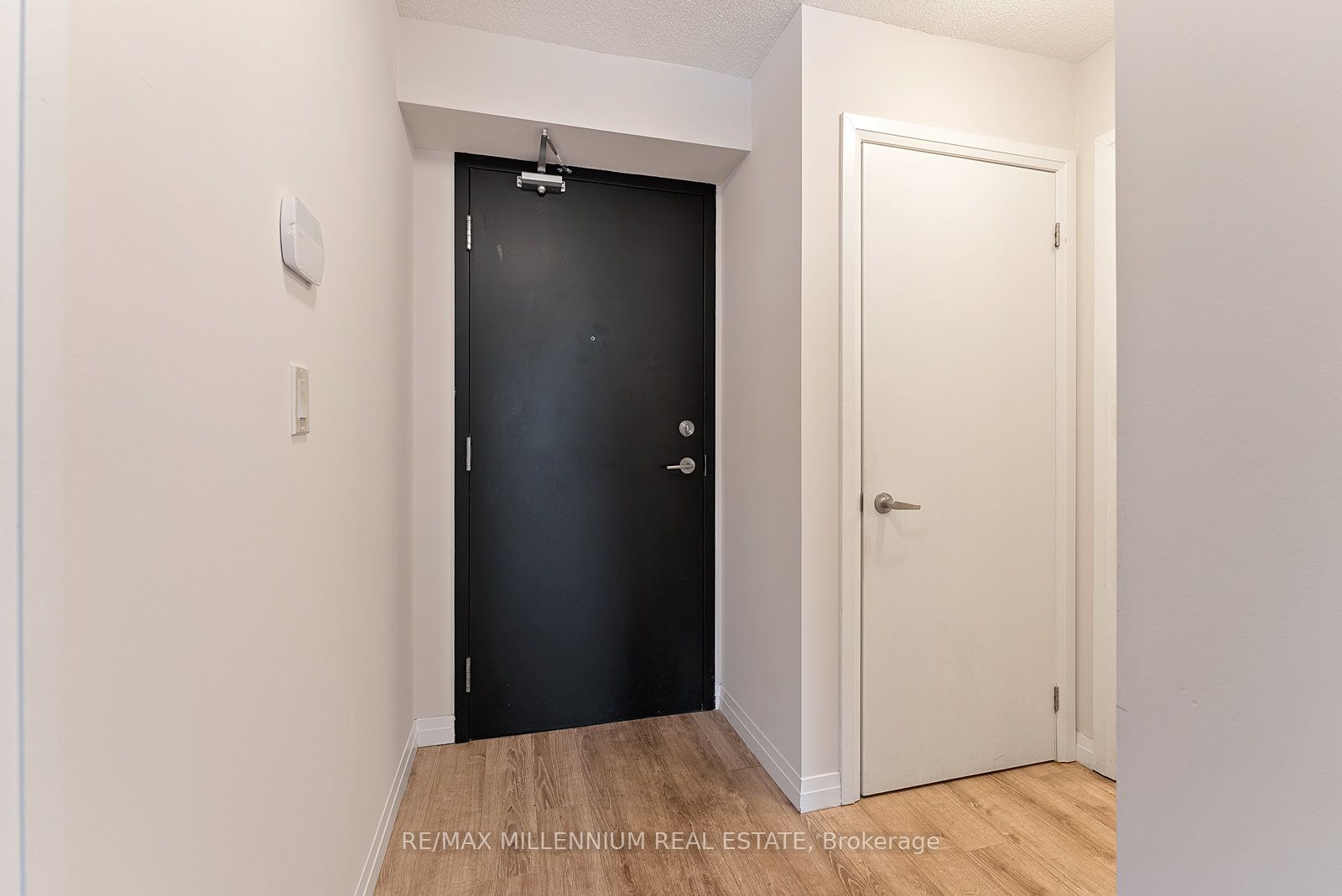 Additional image 3 of 1609-2150 Lawrence Avenue E, Toronto, ON, M1R 3A7