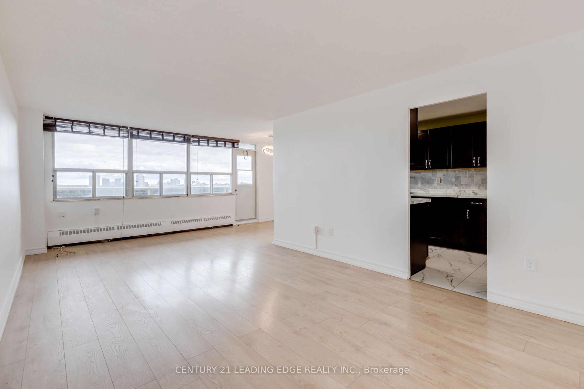 Additional image 6 of 1704-270 Palmdale Drive, Toronto, ON, M1T 3N8