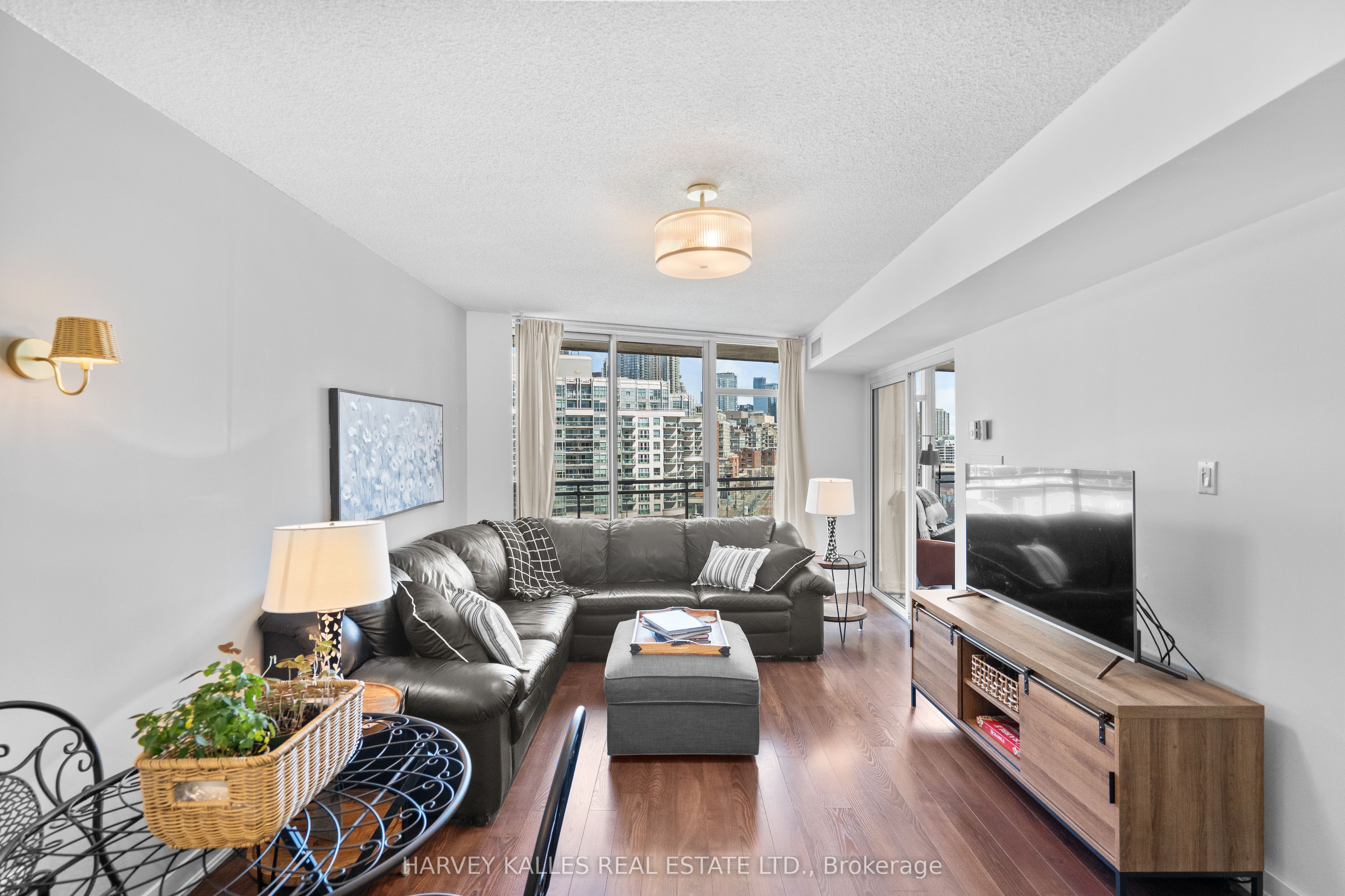 Additional image 6 of 803-650 Queens Quay W, Toronto, ON, M5V 3N2