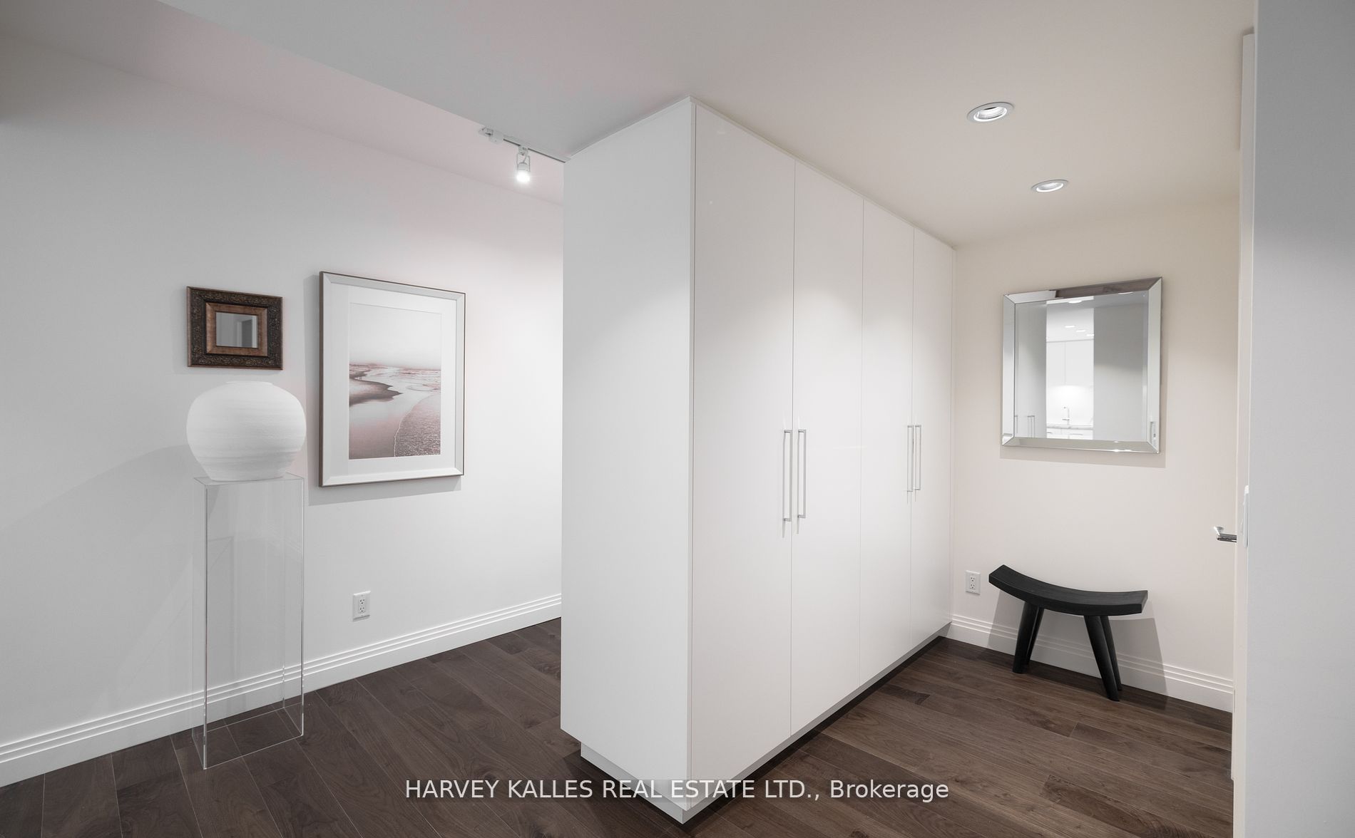 Additional image 4 of 123-1 Benvenuto Place, Toronto, ON, M4V 2L1