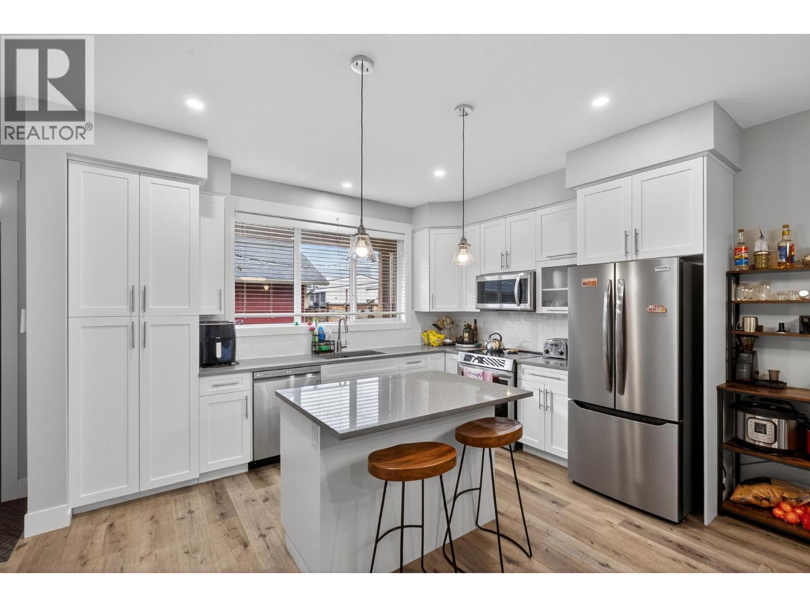 Additional image 2 of 1930 Ethel Street, Kelowna, BC, V1Y2Z5