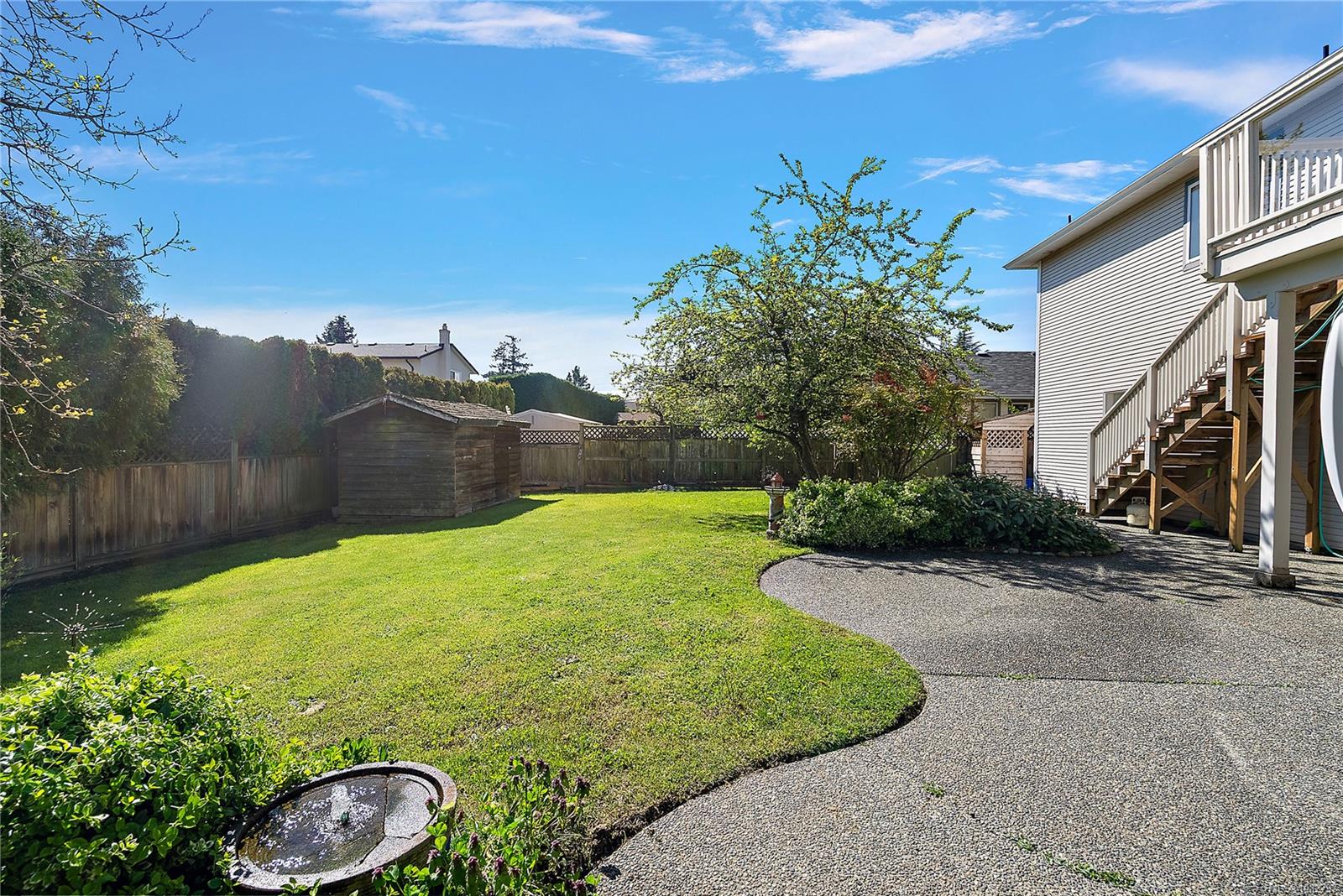 Additional image 4 of 10347 Bowerbank Road, Sidney, BC, V8L 3L6