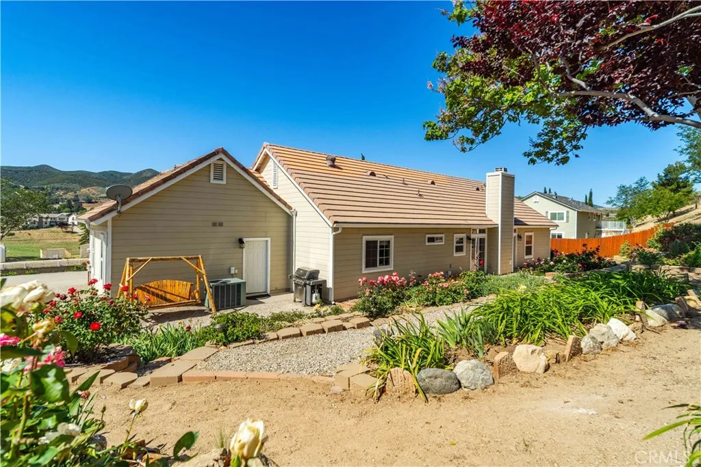 Additional image 95 of 9251 Elizabeth Lake Rd, Leona Valley, CA 93551