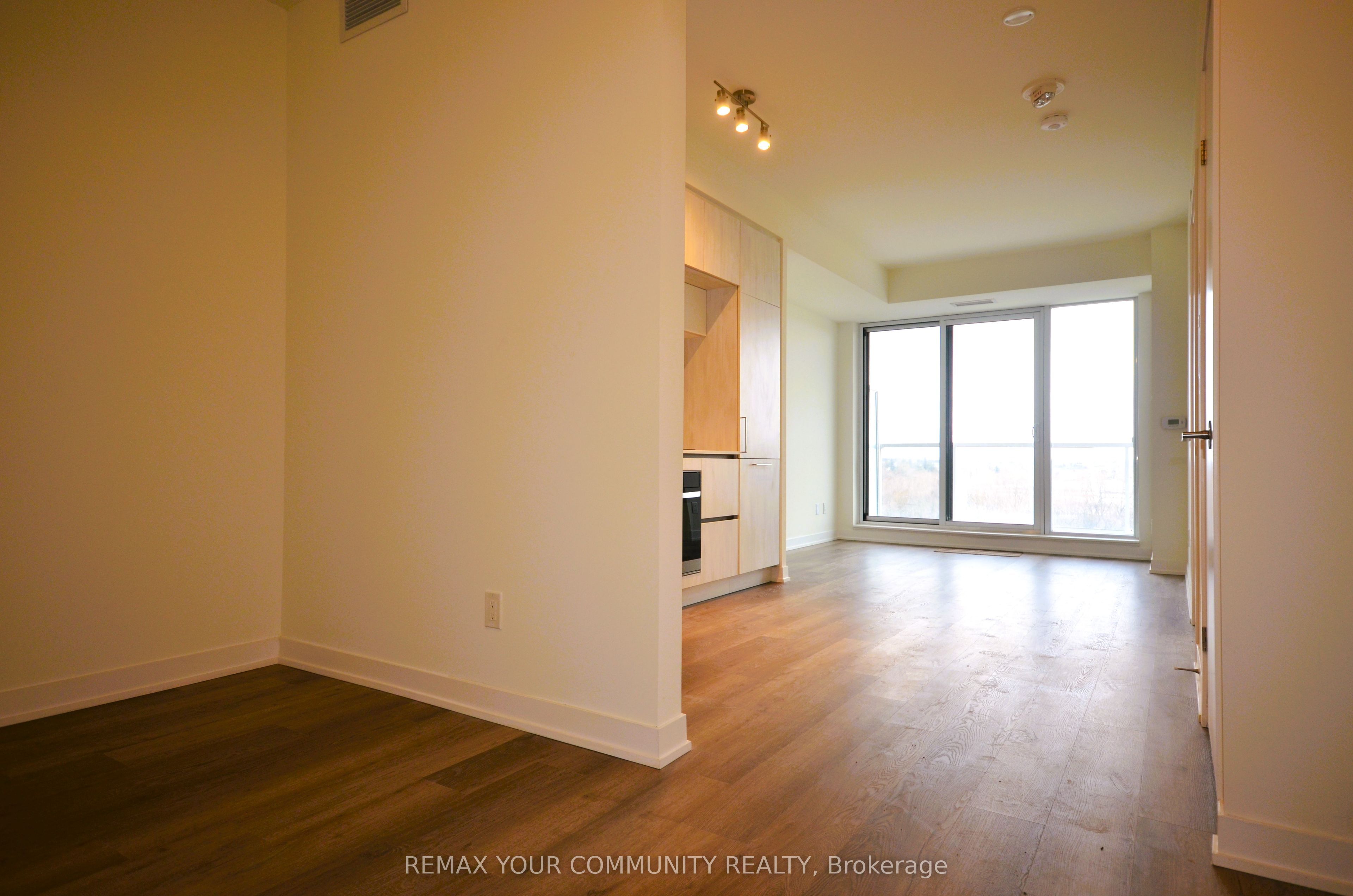 Additional image 4 of 708-6 David Eyer Road, Richmond Hill, ON, L4S 0N5