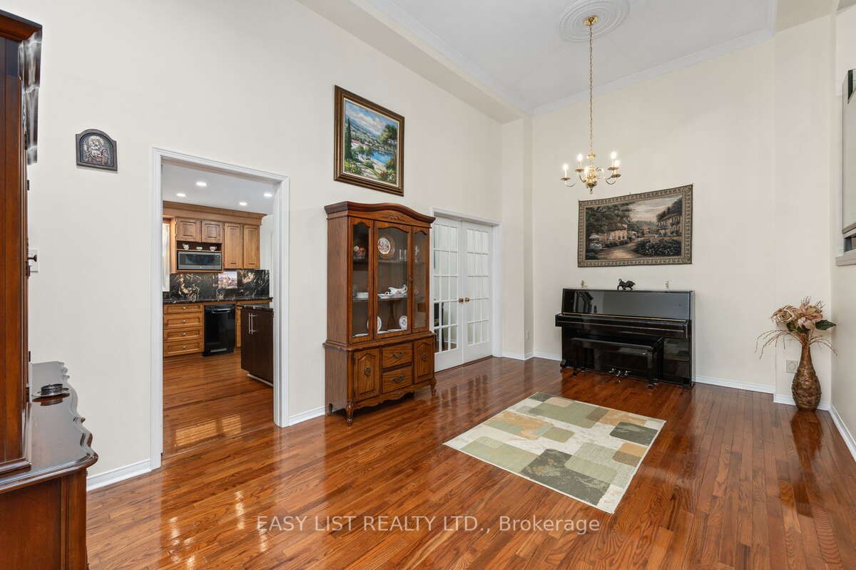 Additional image 3 of 57-57 Stornwood Court, Brampton, ON, L6W 4J1