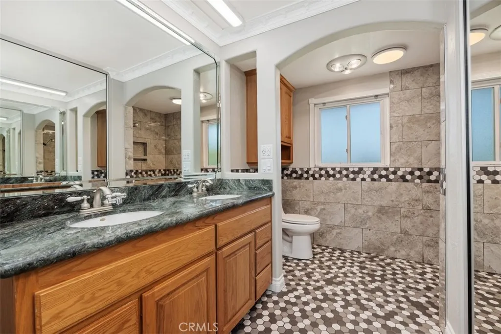Additional image 16 of 1075 La Reina Dr, San Marcos, CA 92078
