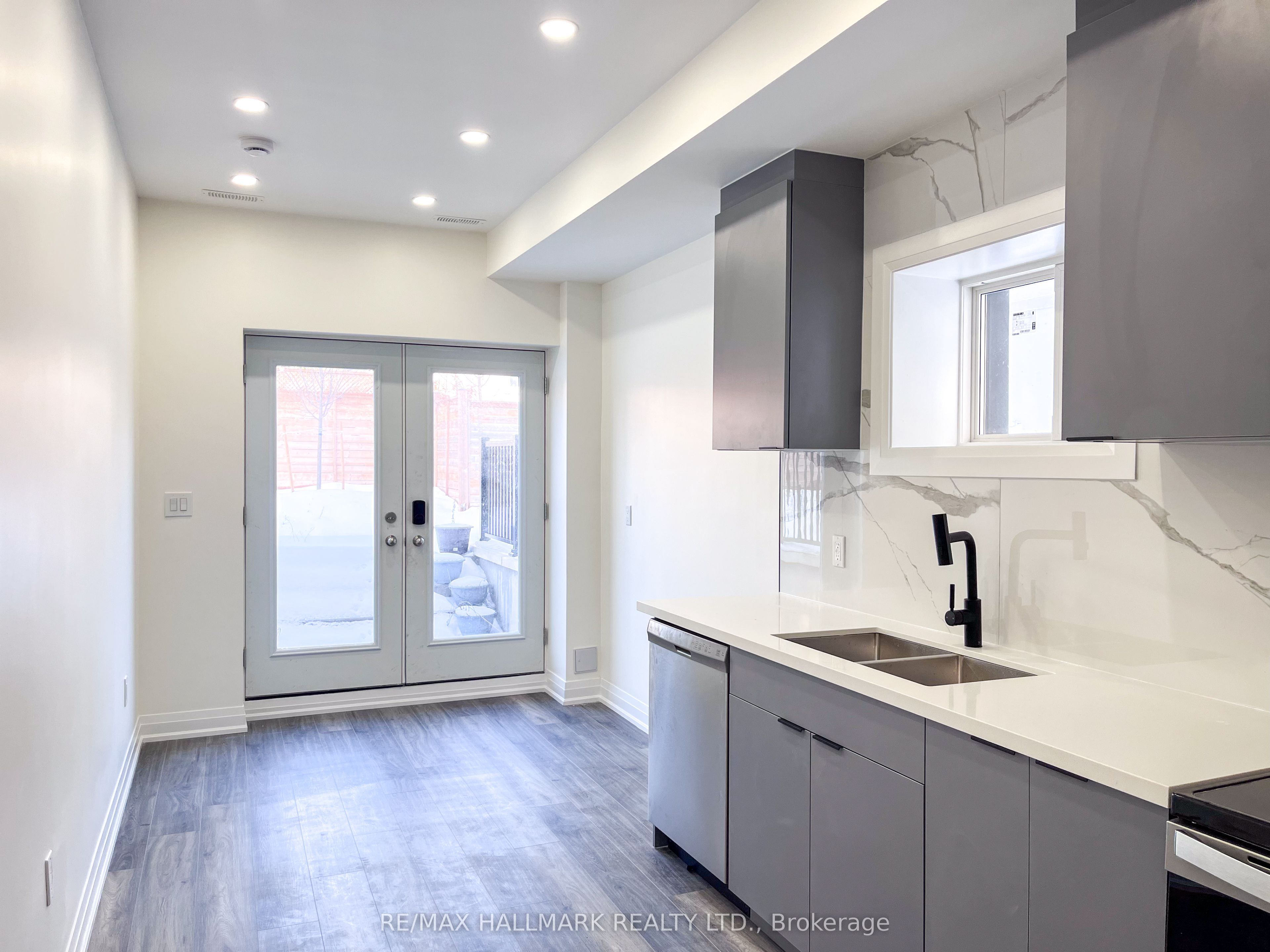 Additional image 3 of Lower Level-22 Direzze Court, Richmond Hill, ON, L4C 7V8