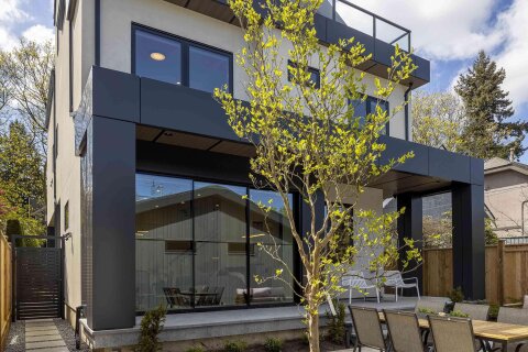 Additional image 7 of 2-3255 13th Avenue, Vancouver, BC, V6K 2V6