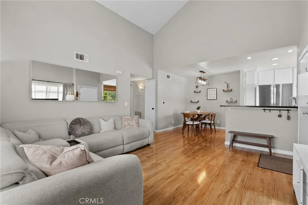 Additional image 14 of 21200 Trumpet Dr Unit 205, Newhall, CA 91321
