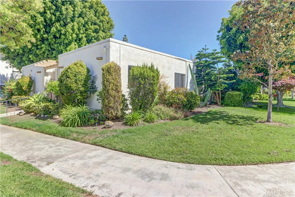 Additional image 85 of 2306 Via Puerta Unit A, Laguna Woods, CA 92637