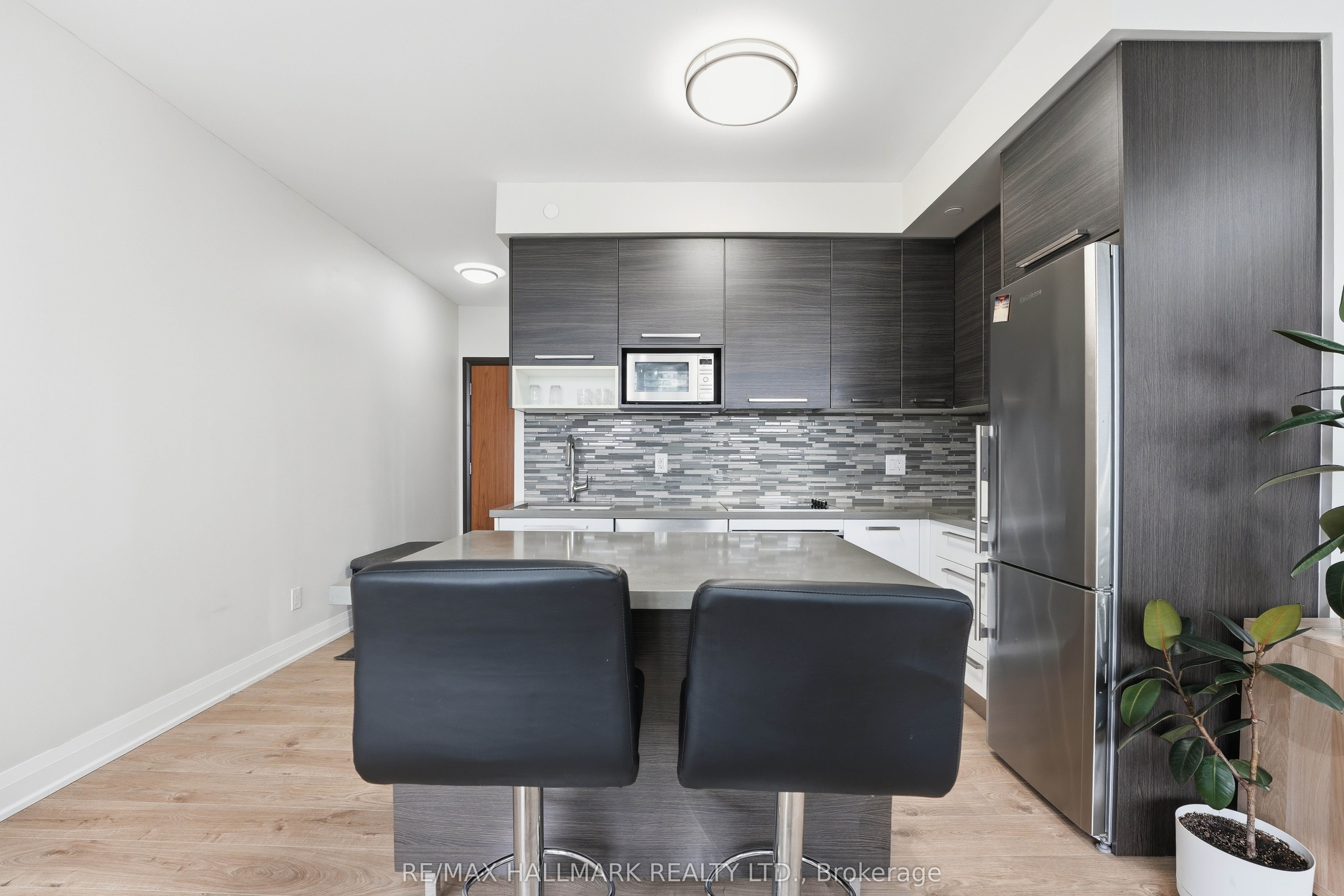 Additional image 5 of 710-36 Park Lawn Road, Toronto, ON, M8Y 0E5