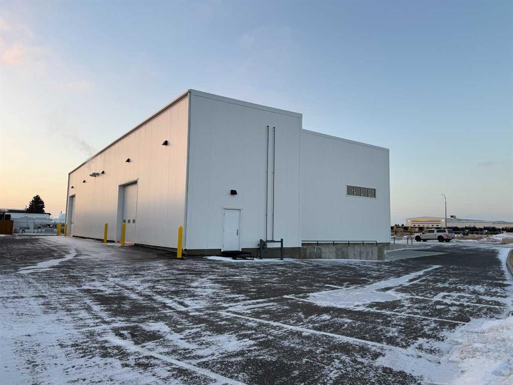 Additional image 5 of 410 36 Street N, Lethbridge, AB, T1H 5C3
