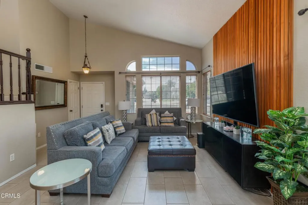 Additional image 3 of 3700 Tracey Court, Bakersfield, CA 93311