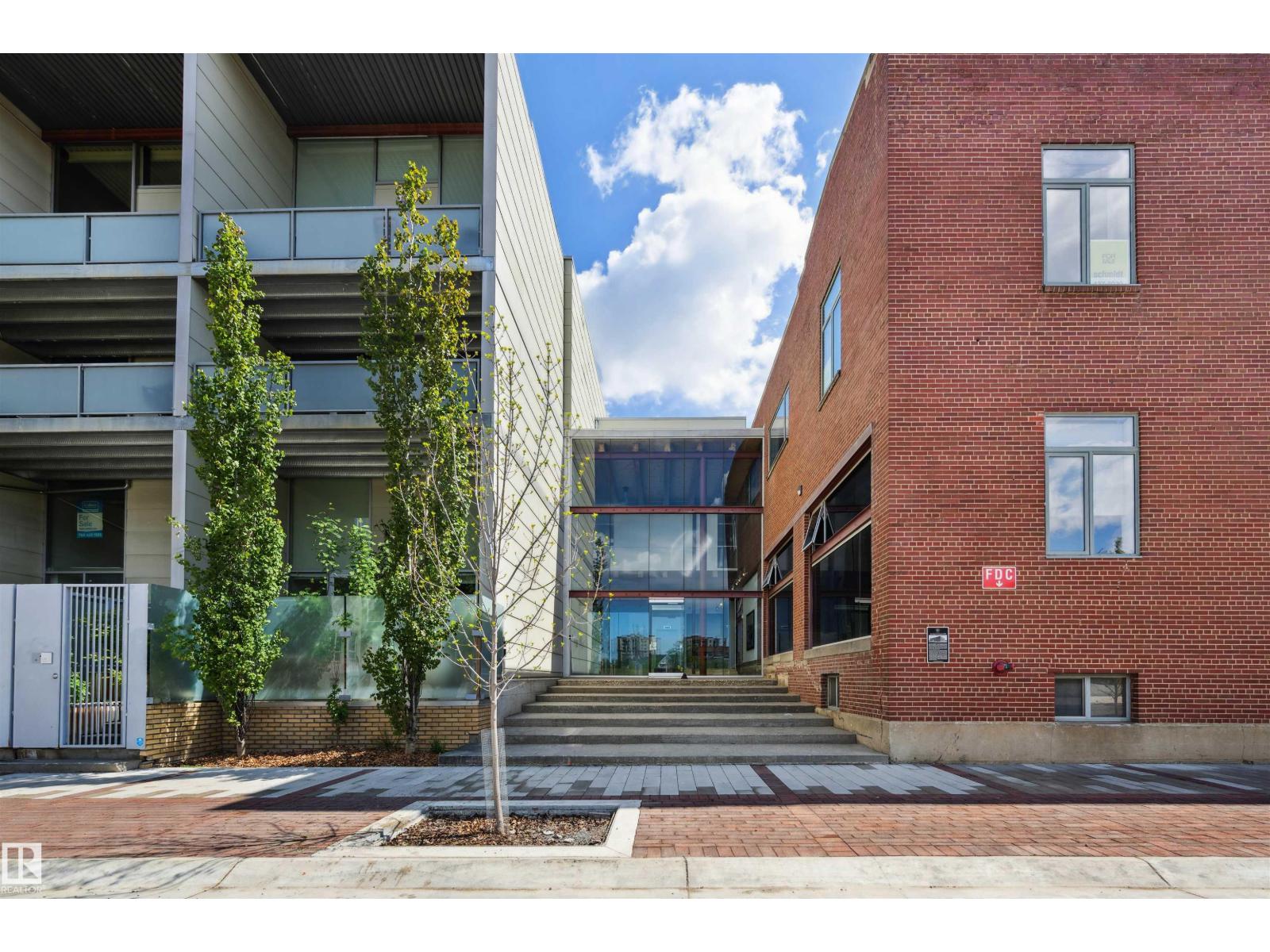 Additional image 2 of 111-10309 107 Street NW, Edmonton, AB, T5J1K3