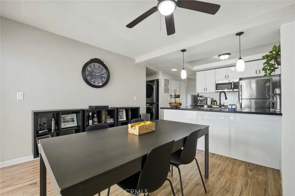 Additional image 11 of 661 W 6th St Unit B, Tustin, CA 92780