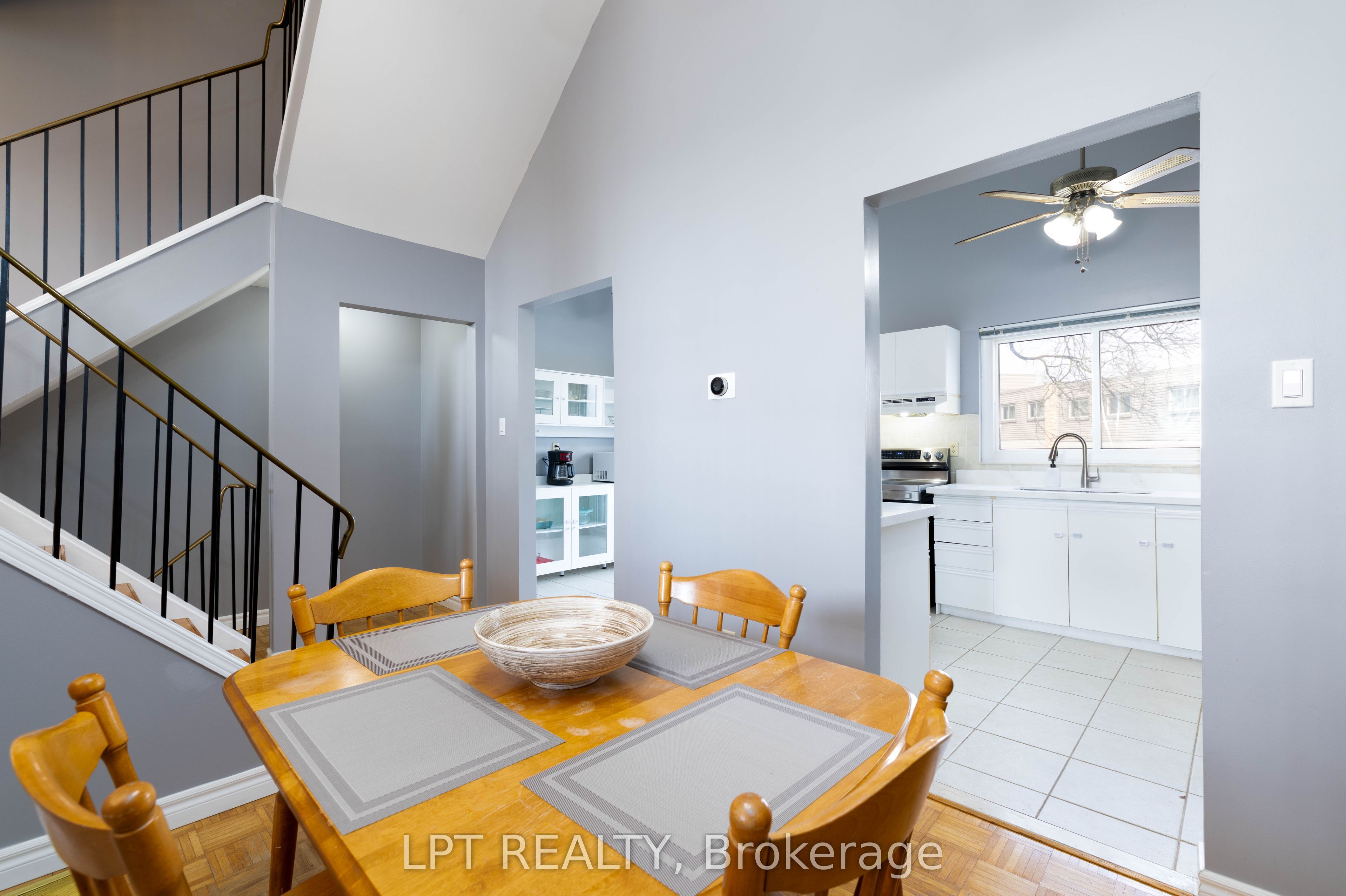 Additional image 4 of 117-2315 Bromsgrove Road, Mississauga, ON, L5J 4A6