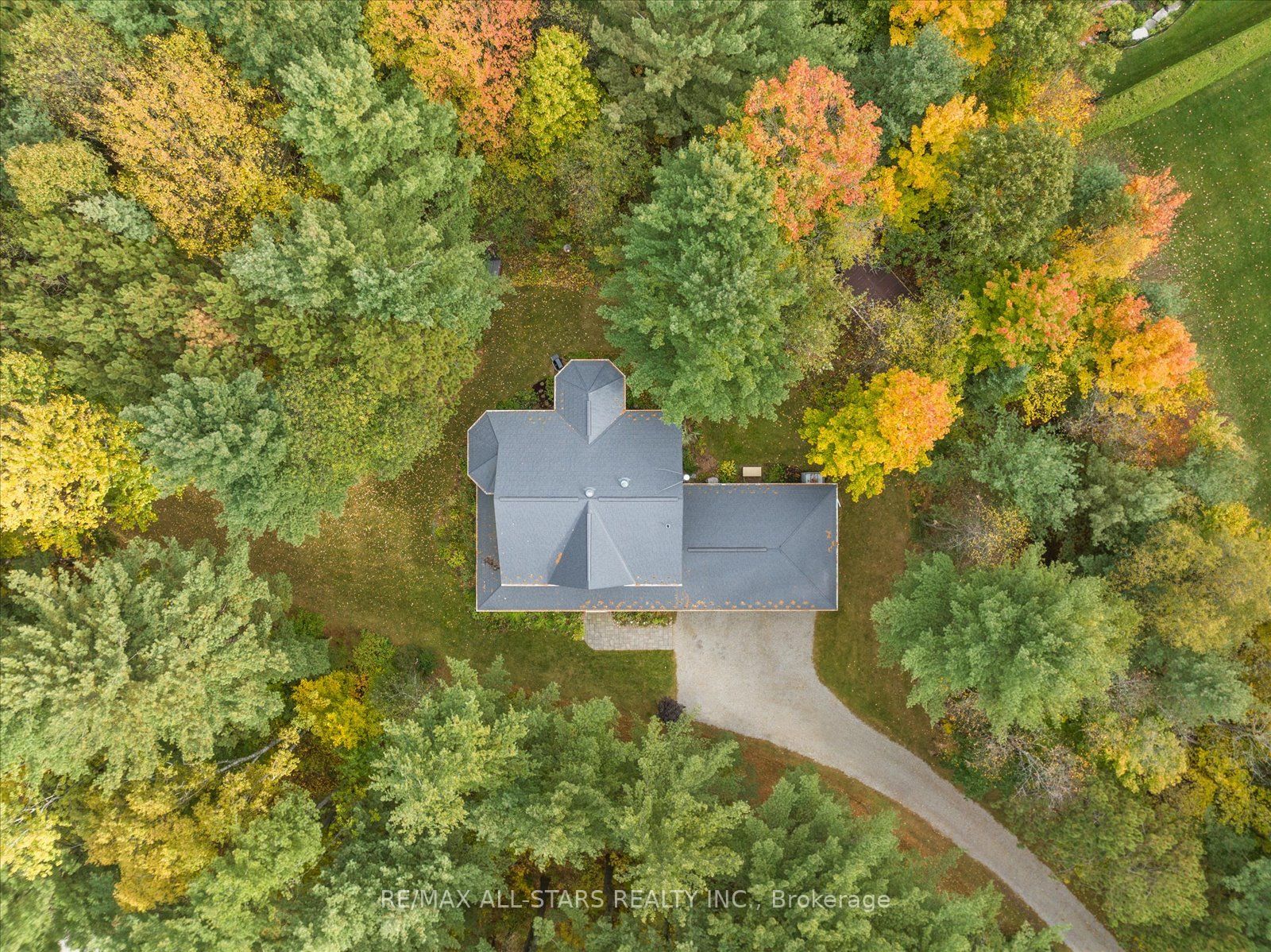 Additional image 2 of 29 Robert Boulevard, Springwater, ON, L0L 1V0