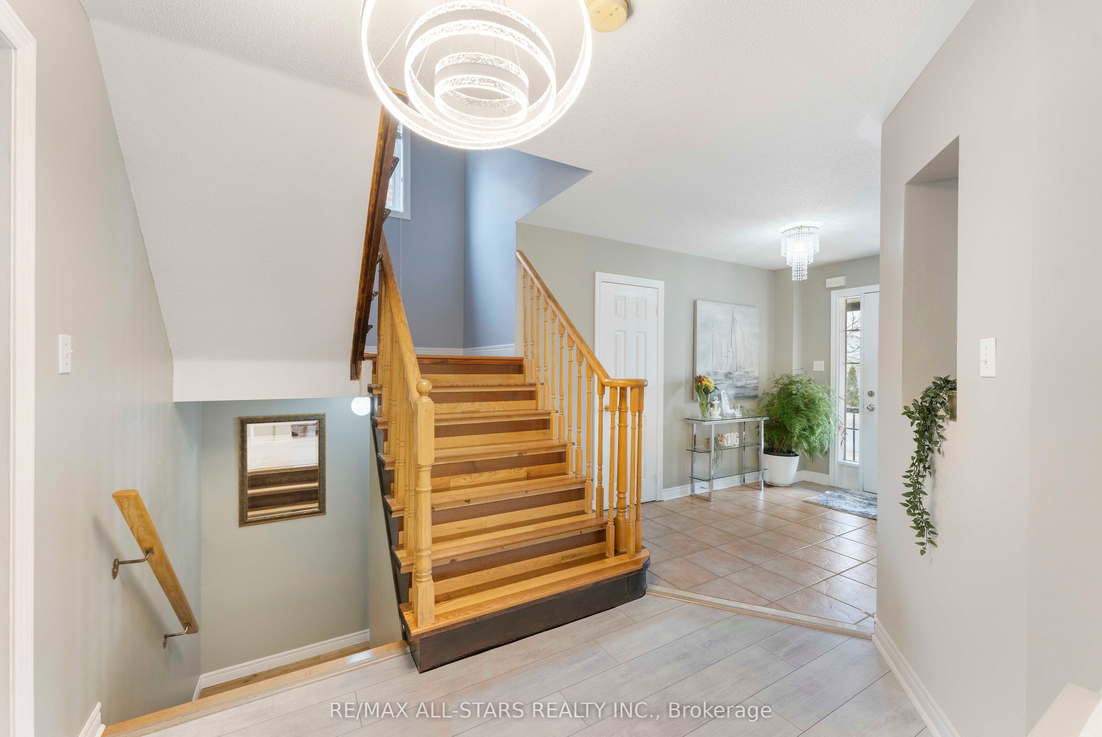 Additional image 6 of 18 Reddenhurst Crescent, Georgina, ON, L4P 4G1